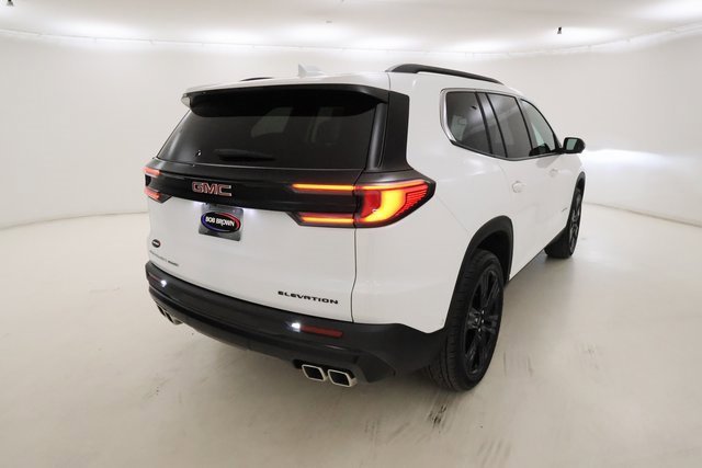 2024 Gmc Acadia photo 2
