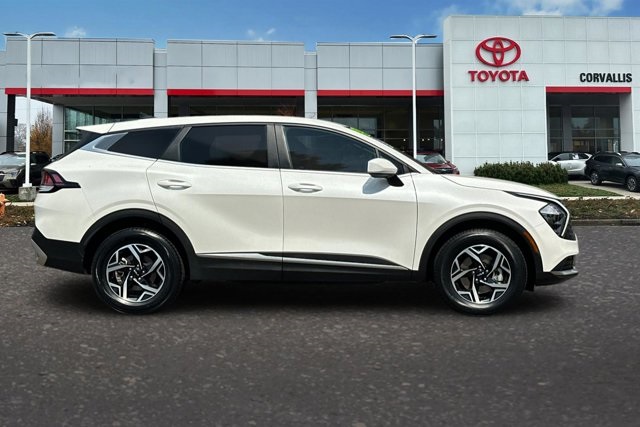 2023 Kia Sportage LX photo 3