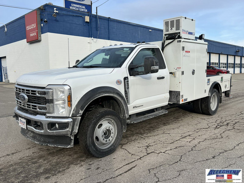 2026 Ford F-600 Super Duty Chassis Cab XL's photo