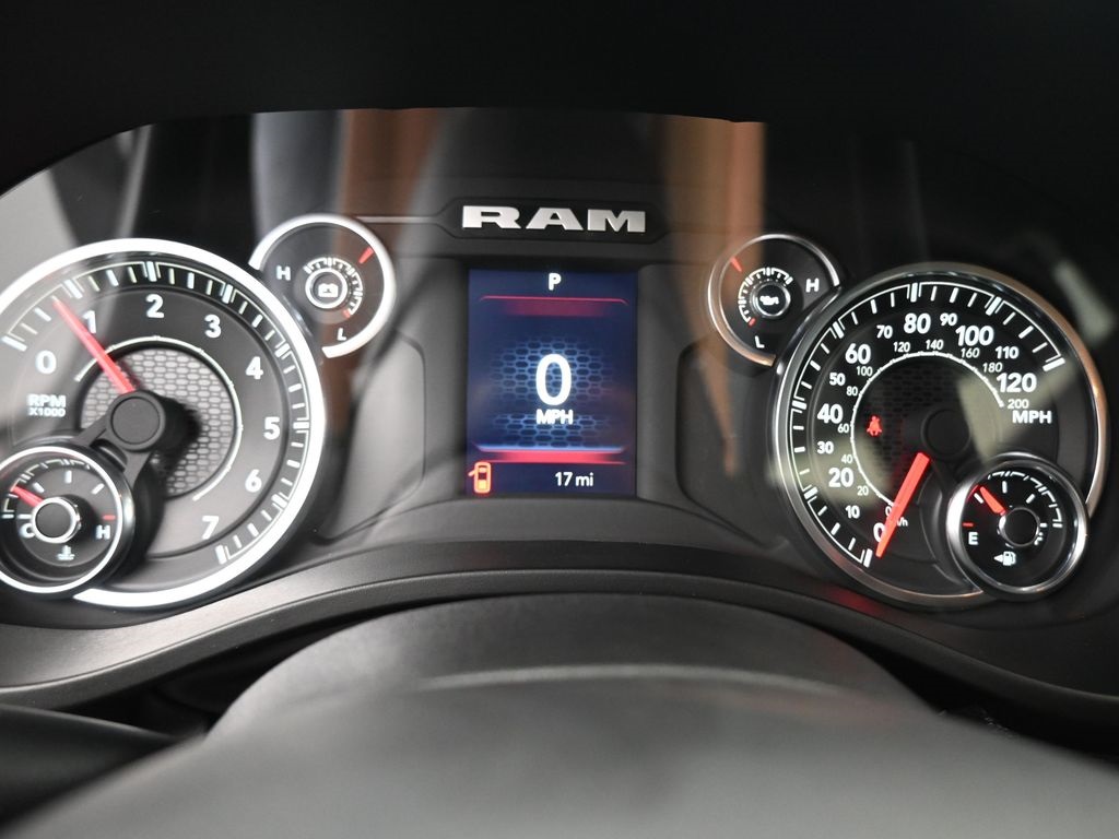 2025 Ram 1500 Big Horn Lone Star photo 3