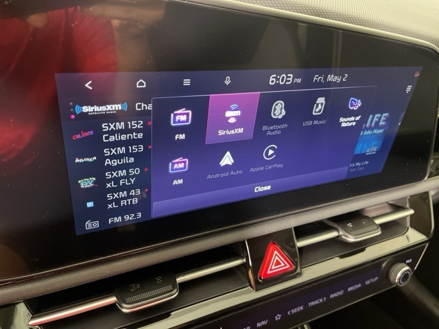 2025 Kia Niro EX photo 21