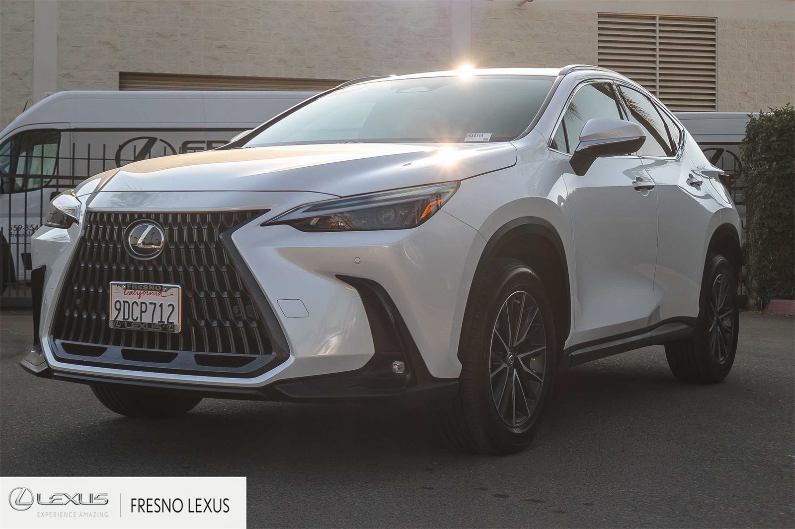 2022 Lexus NX 350h Premium photo 2