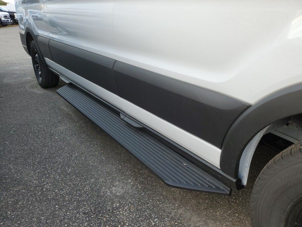 2024 Ford Transit Passenger Van XLT photo 3