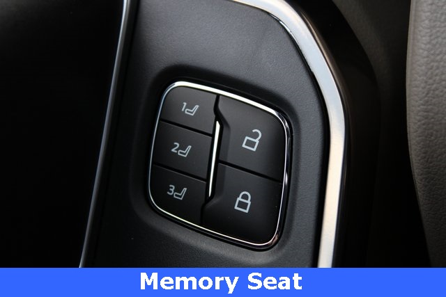 2025 Ford F-150 Platinum photo 4