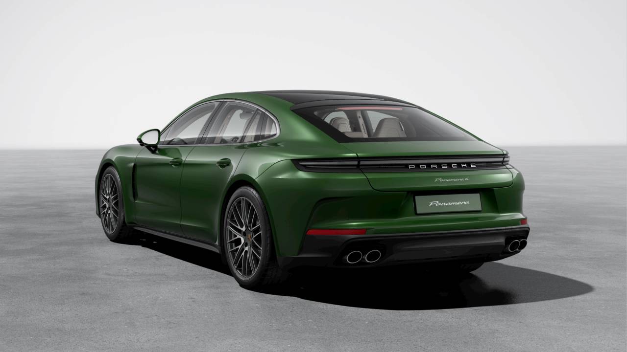2026 Porsche Panamera 4 photo 3