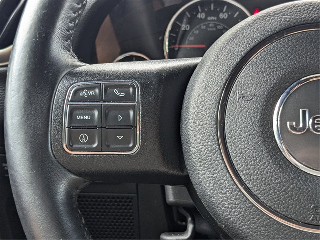 2017 Jeep Wrangler Unlimited Rubicon photo 23