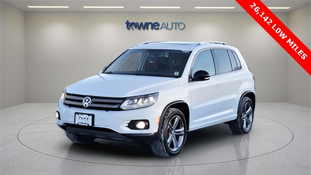 Used 2017 Volkswagen Tiguan Sport with VIN WVGUV7AX0HK007713 for sale in Orchard Park, NY