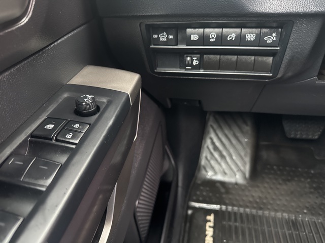 2022 Toyota Tundra SR5 photo 23