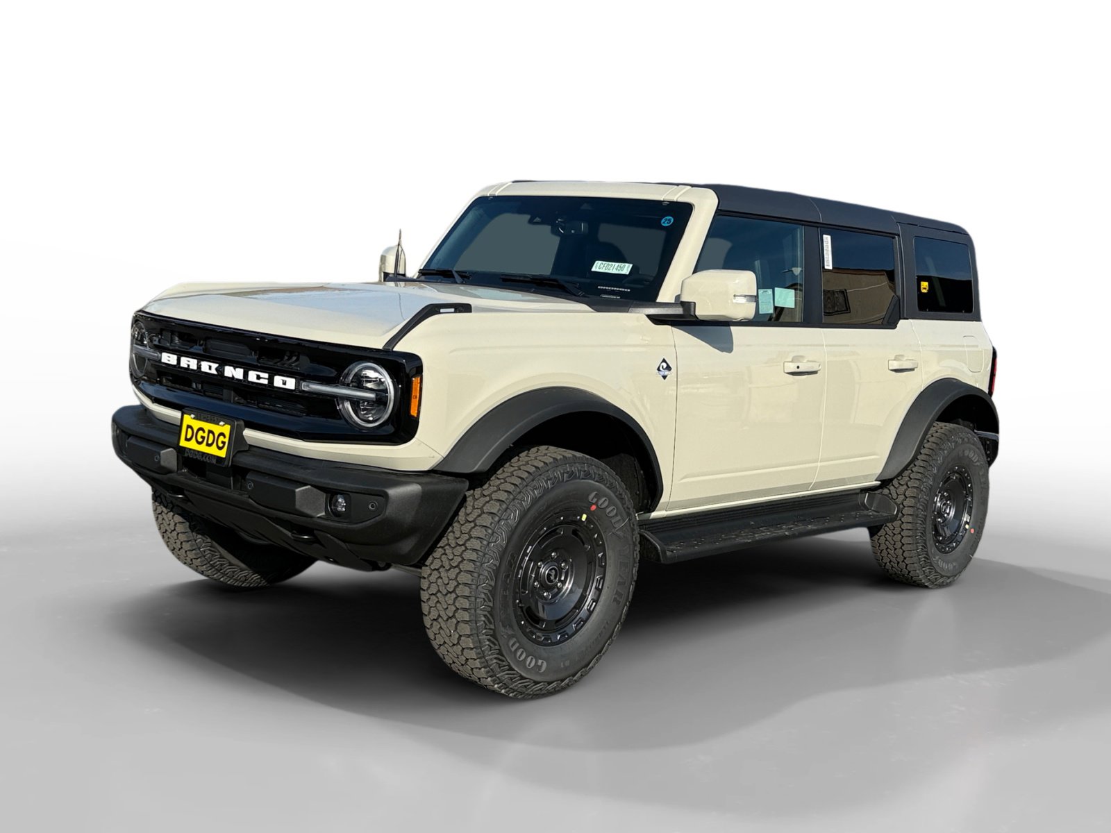 2025 Ford Bronco 4-Door Outer Banks's photo
