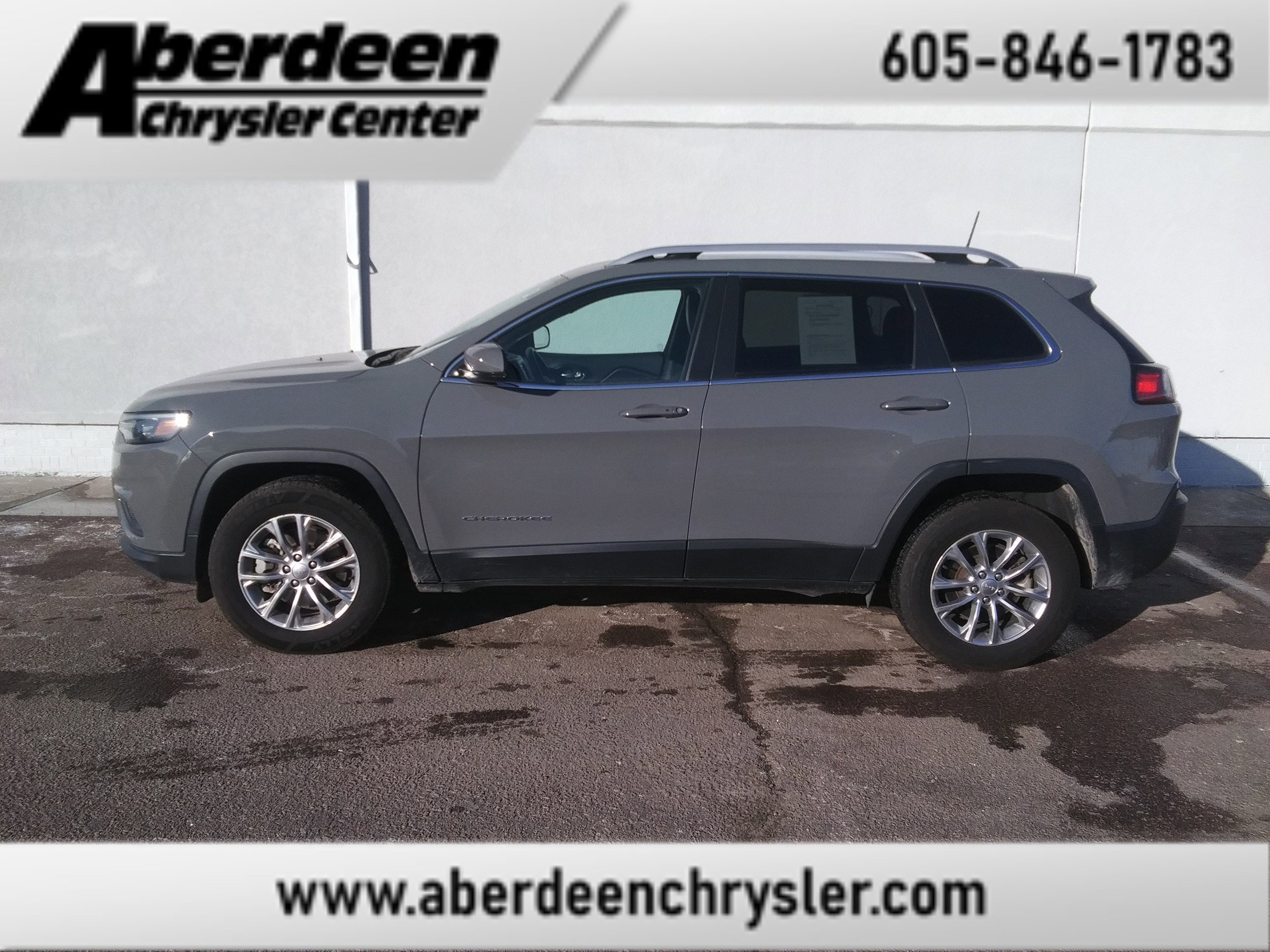 2021 Jeep Cherokee Latitude Lux's photo