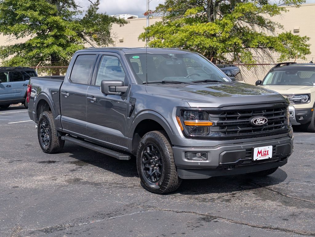 2025 Ford F-150 XLT photo 2