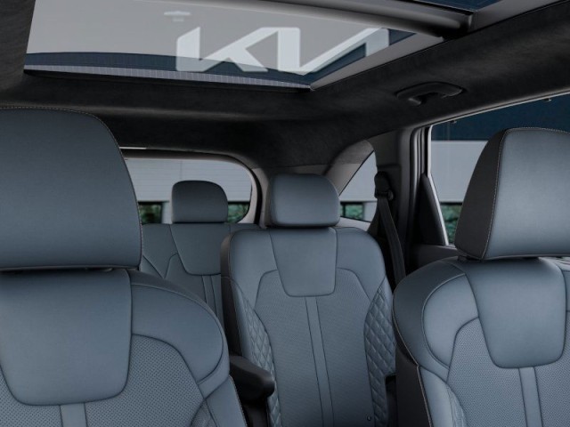 New 2025 Steel Gray Kia SX Prestige image 27