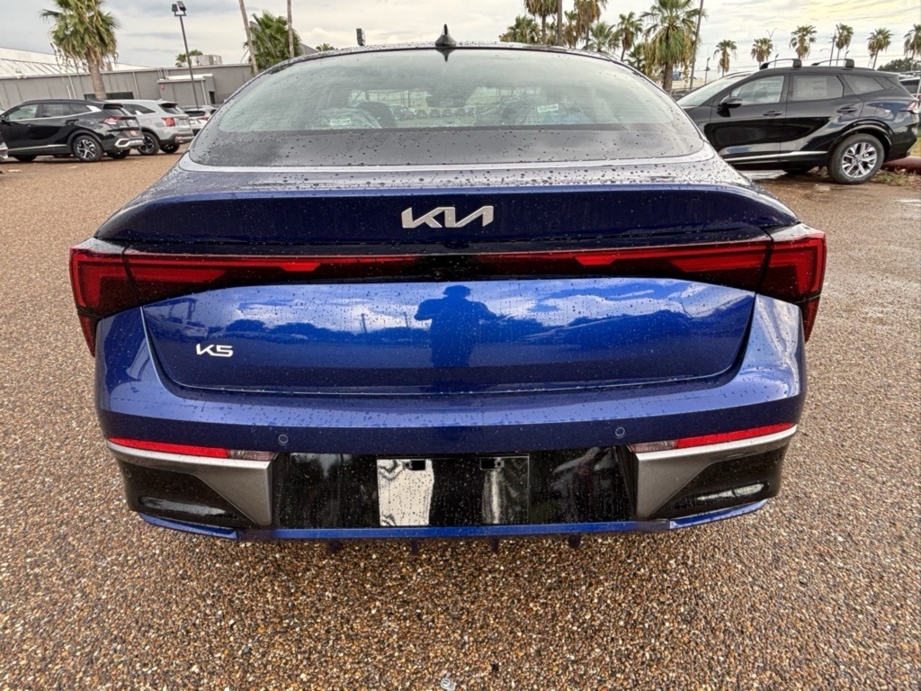 2026 Kia K5 GT-Line photo 5