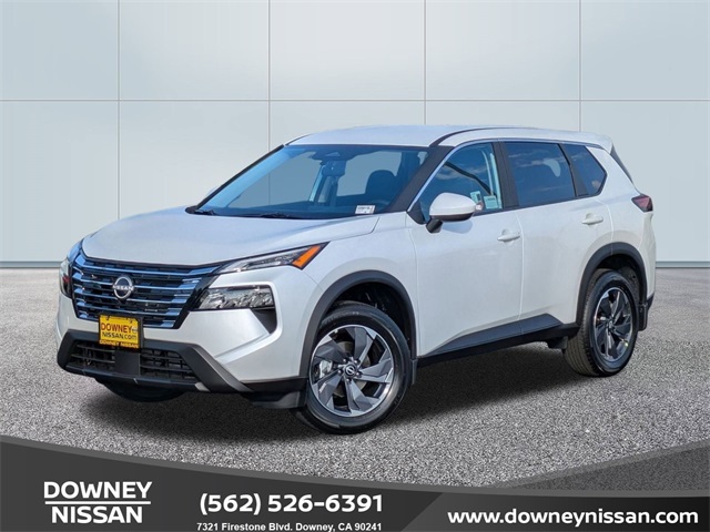 2026 Nissan Rogue SV's photo