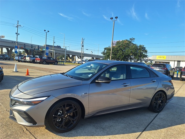 2024 Hyundai Elantra N Line photo 9