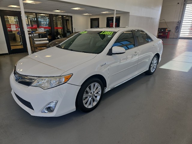 2013 Toyota Camry Hybrid XLE
