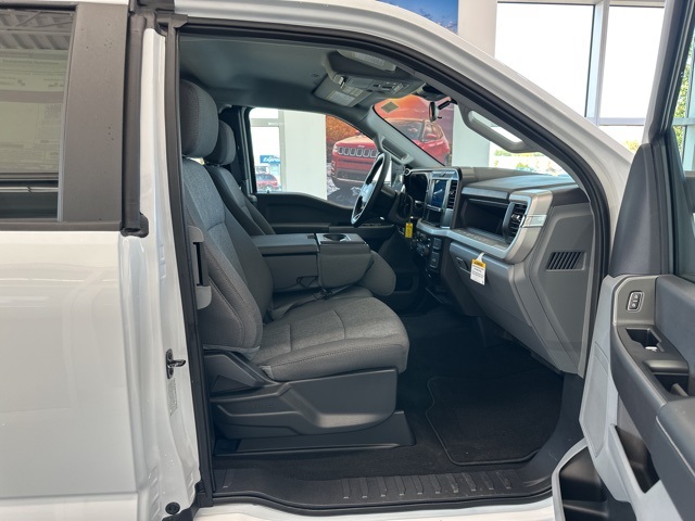 2026 Ford F-350 XL photo 38