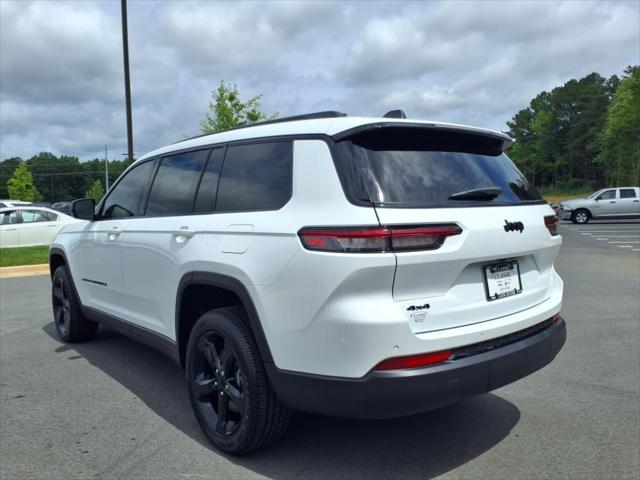 2025 Jeep Grand Cherokee Altitude X photo 16