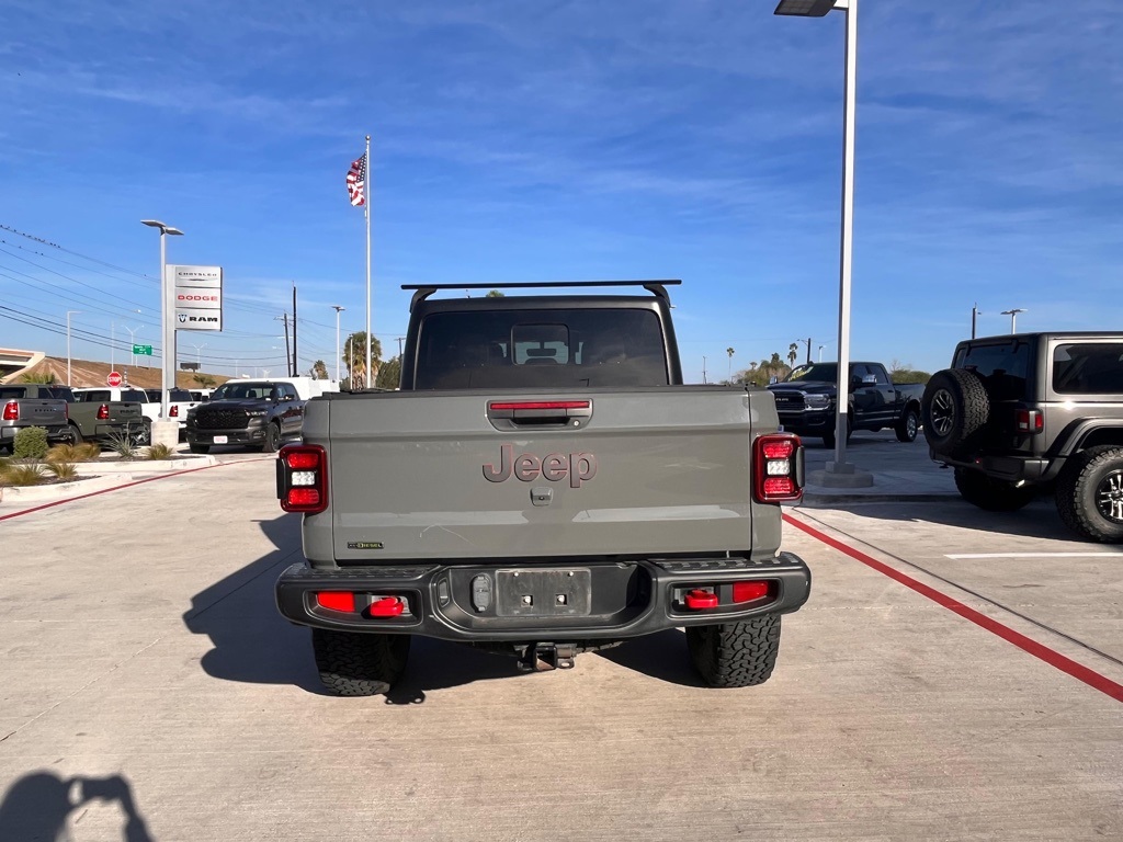 2022 Jeep Gladiator Rubicon photo 2