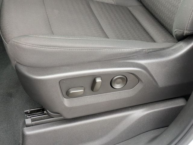 2024 Chevrolet Silverado 1500 Custom photo 11