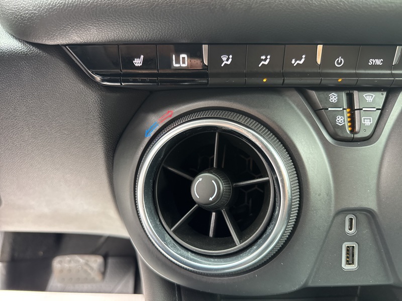 2021 Chevrolet Blazer 2LT photo 28