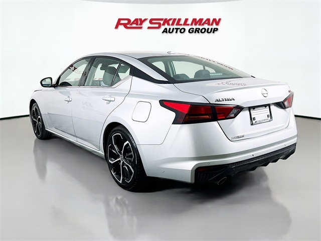 2023 Nissan Altima 2.5 SR photo 5