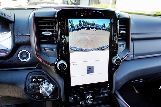 New 2026 Diamond Black Crystal Pearl-Coat Exterior Paint RAM Rebel image 33