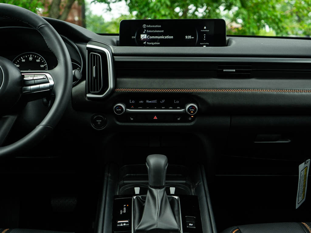 2025 Mazda CX-50 Premium photo 16
