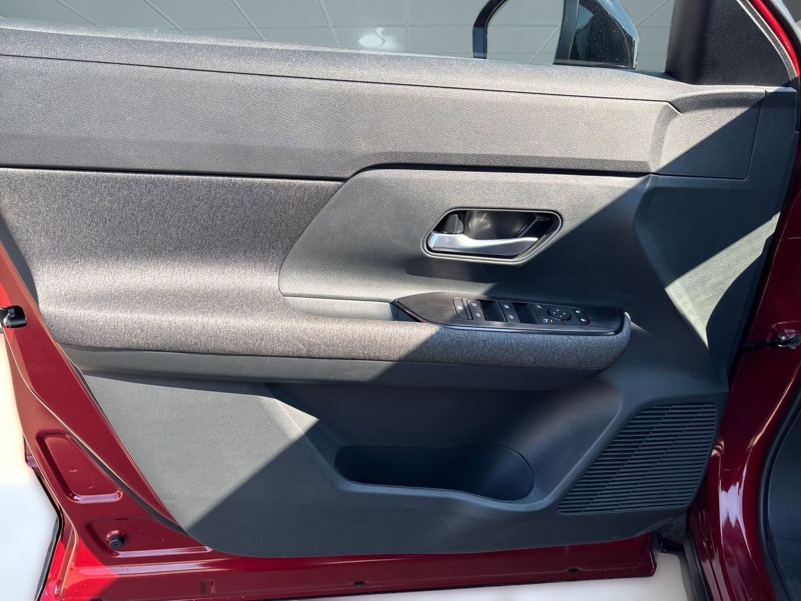 2026 Nissan Kicks SV photo 14