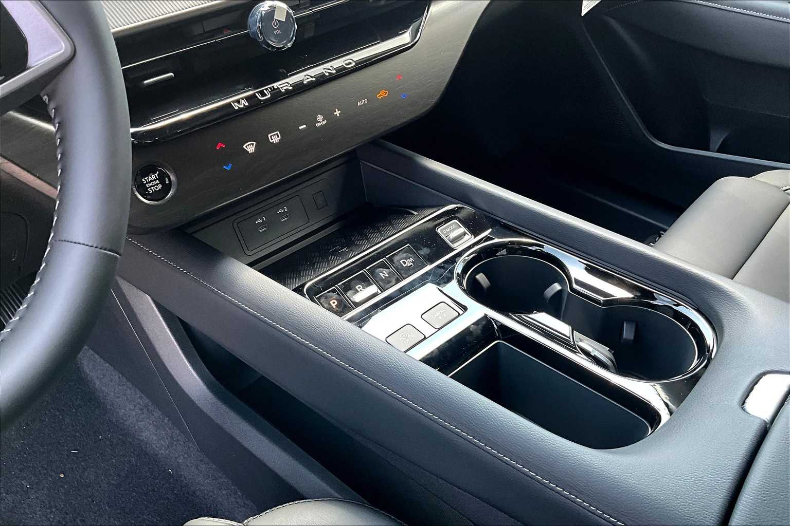 2025 Nissan Murano SV photo 11