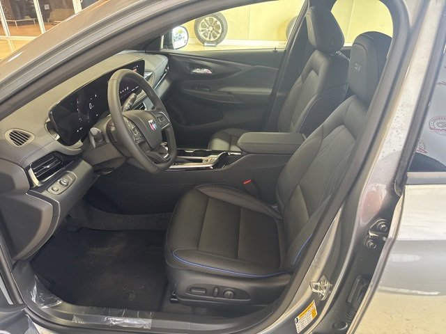 2026 Buick Envista ST photo 3