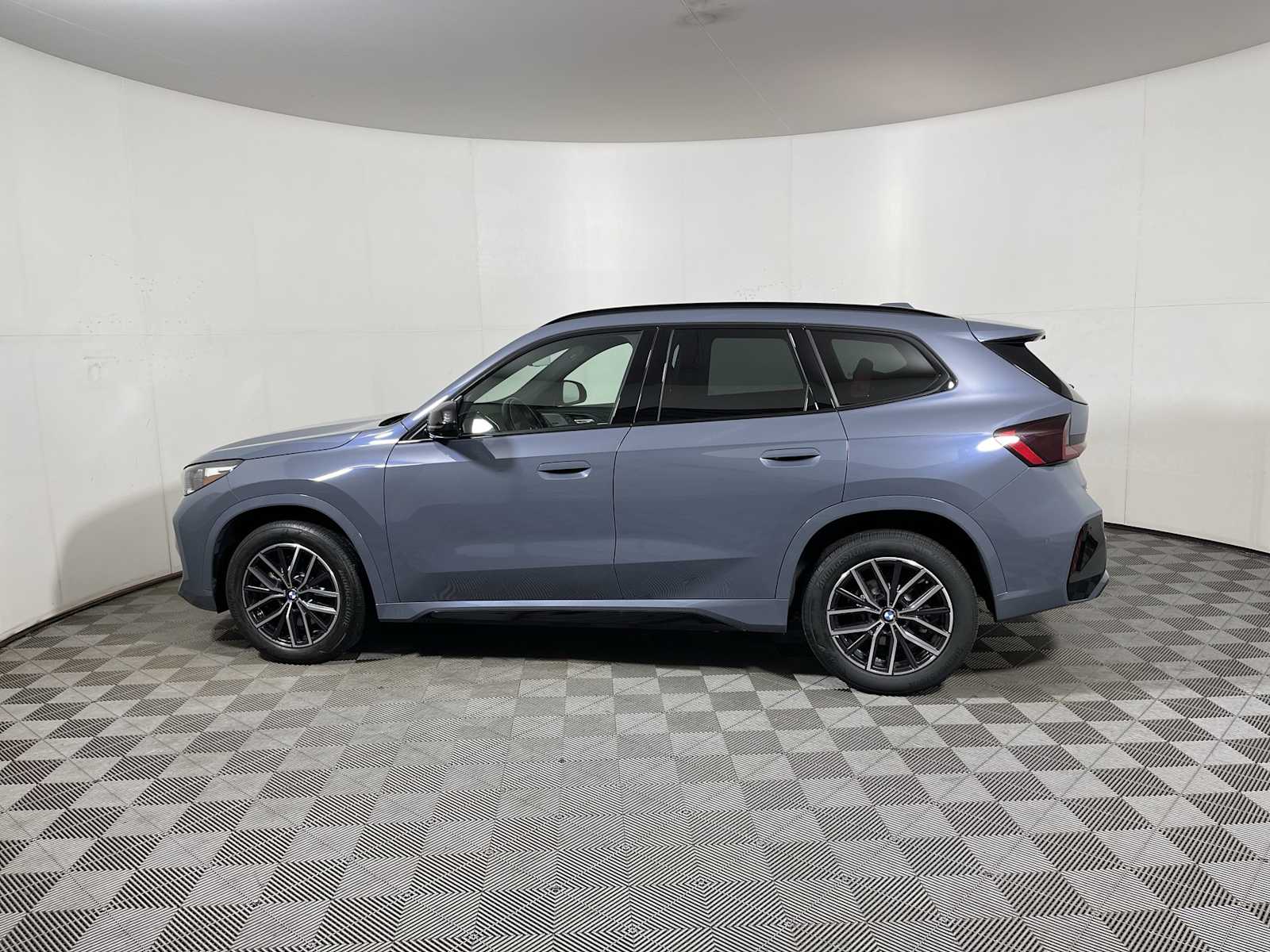 2023 Bmw X1 XDrive28i photo 4