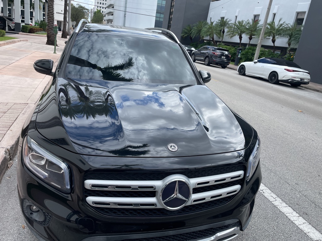 2021 Mercedes Benz GLB 250 photo 2