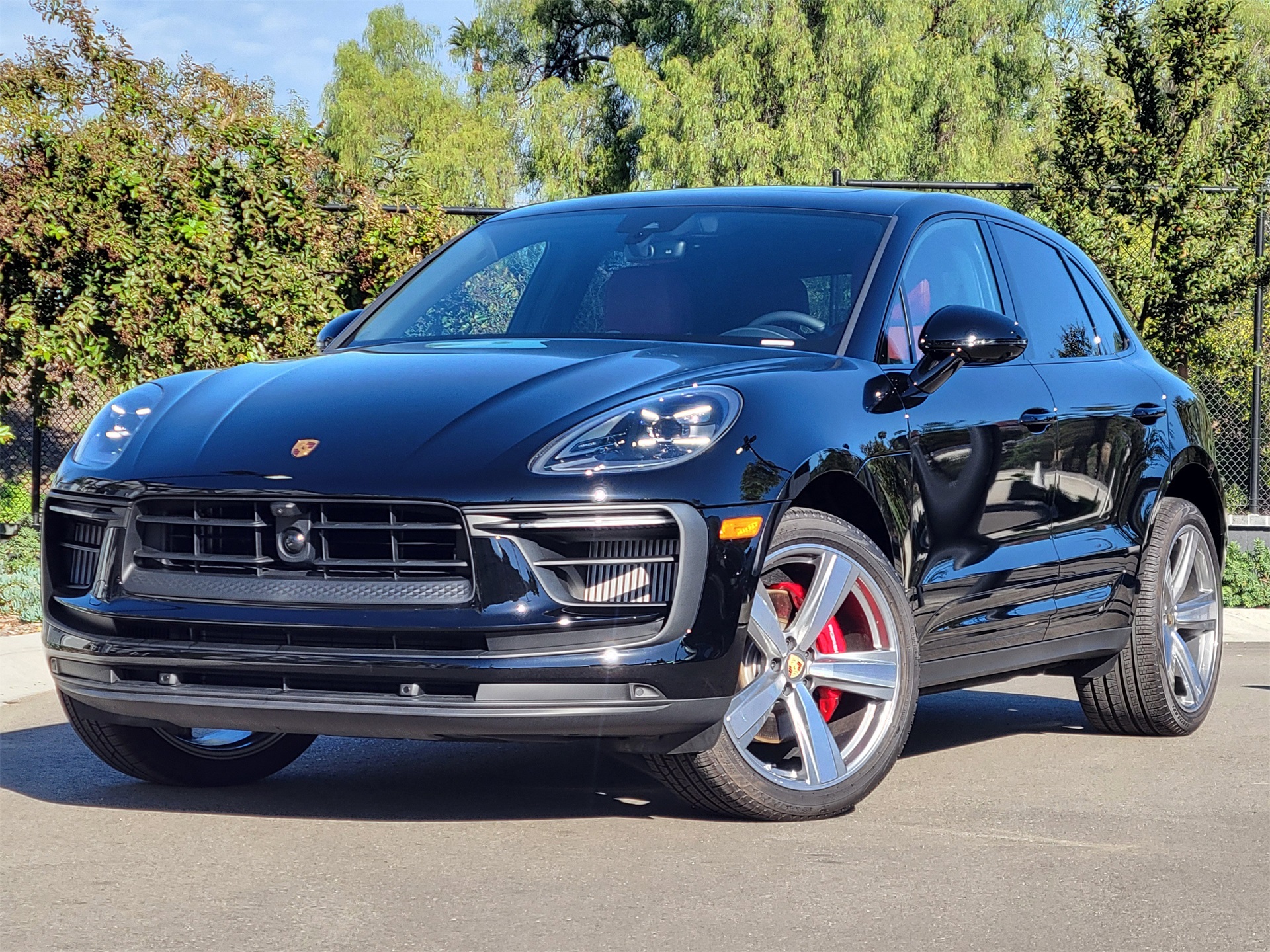 2025 Porsche Macan S