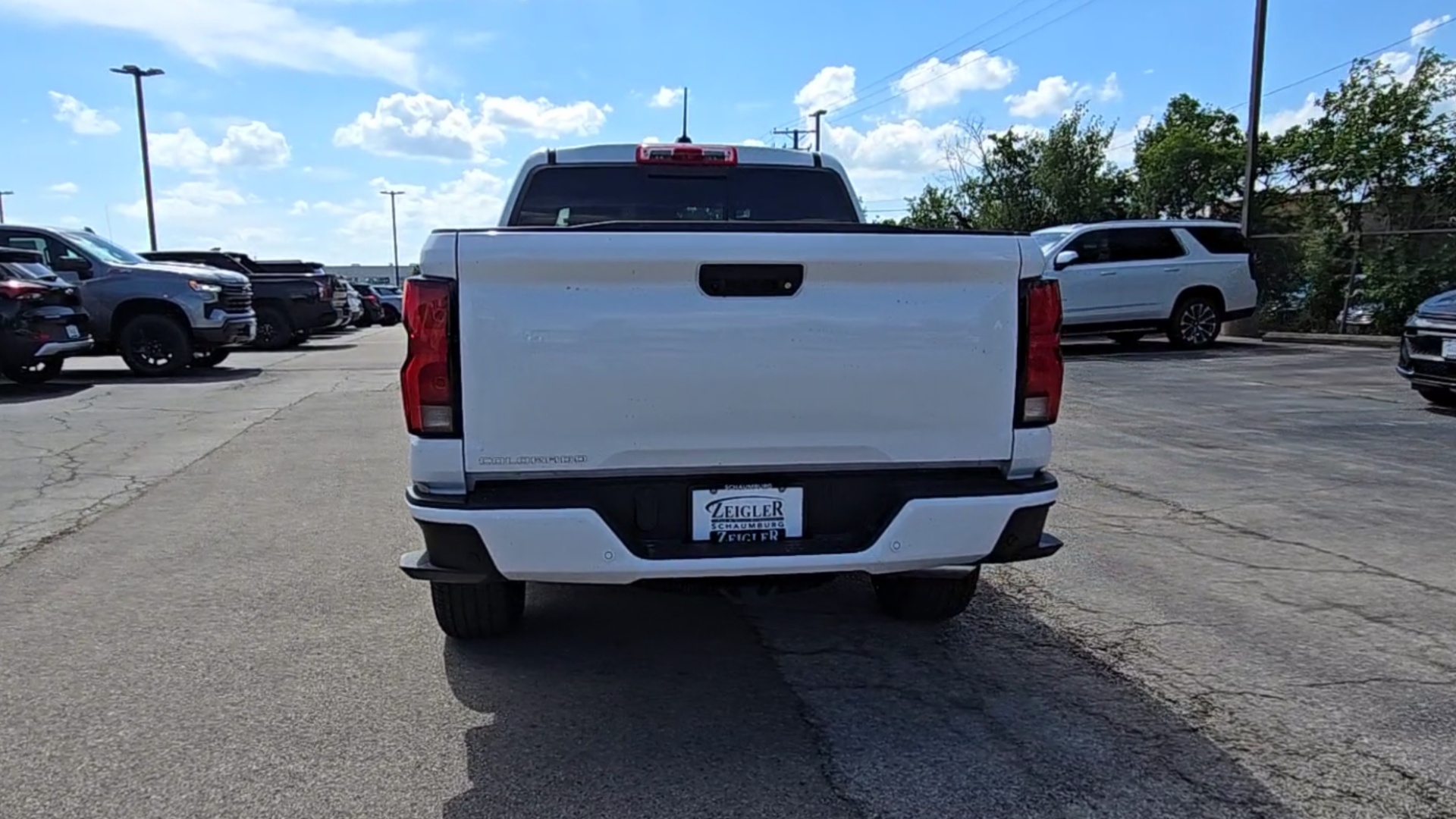 2025 Chevrolet Colorado Work Truck LT photo 7