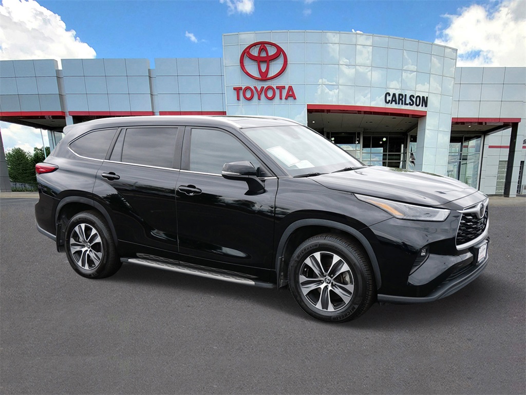 Certified 2023 Toyota Highlander XLE with VIN 5TDKDRBH1PS042219 for sale in Minneapolis, Minnesota