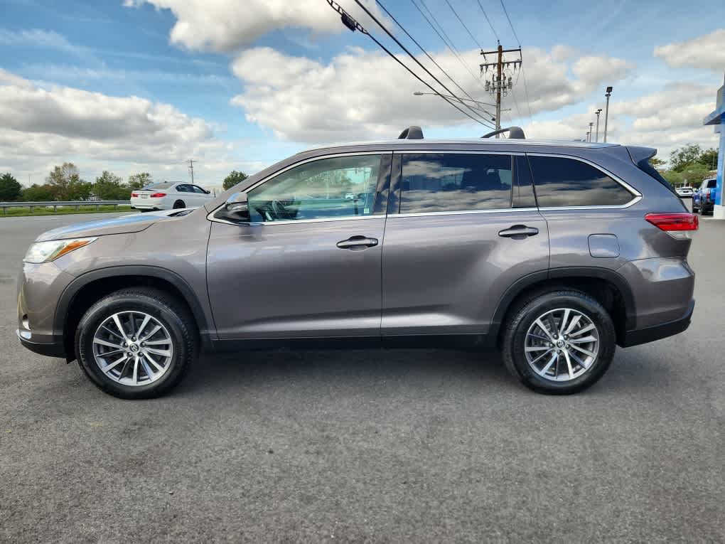 2019 Toyota Highlander XLE photo 5