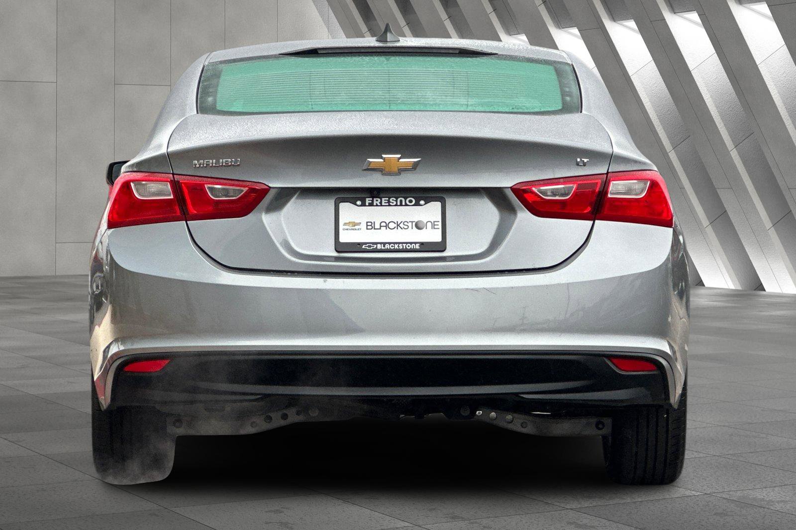 2023 Chevrolet Malibu 1LT photo 3