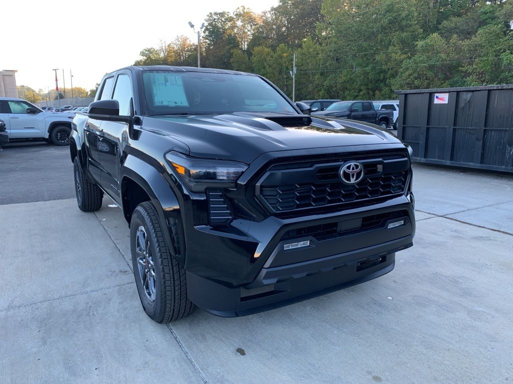 2025 Toyota Tacoma TRD Sport's photo