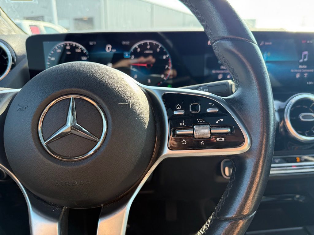 2022 Mercedes Benz GLA 250 4MATIC photo 10