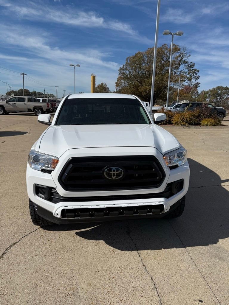 2023 Toyota Tacoma SR photo 3
