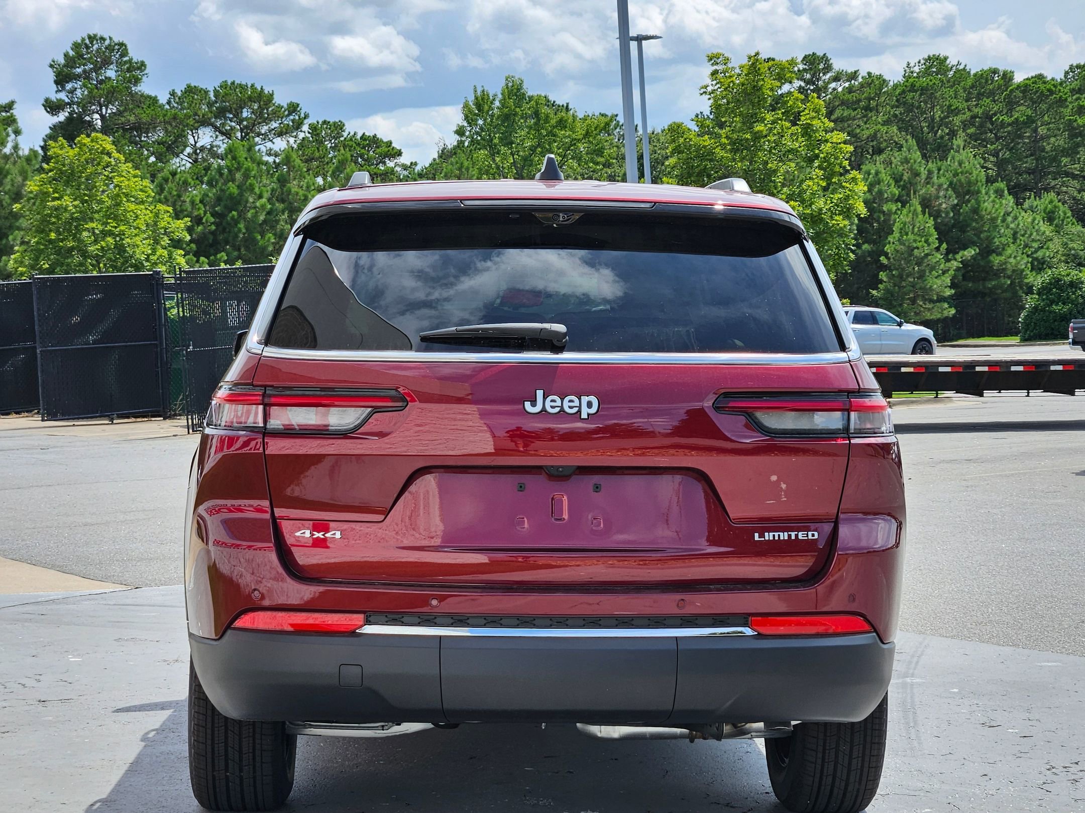 2025 Jeep Grand Cherokee Limited photo 6