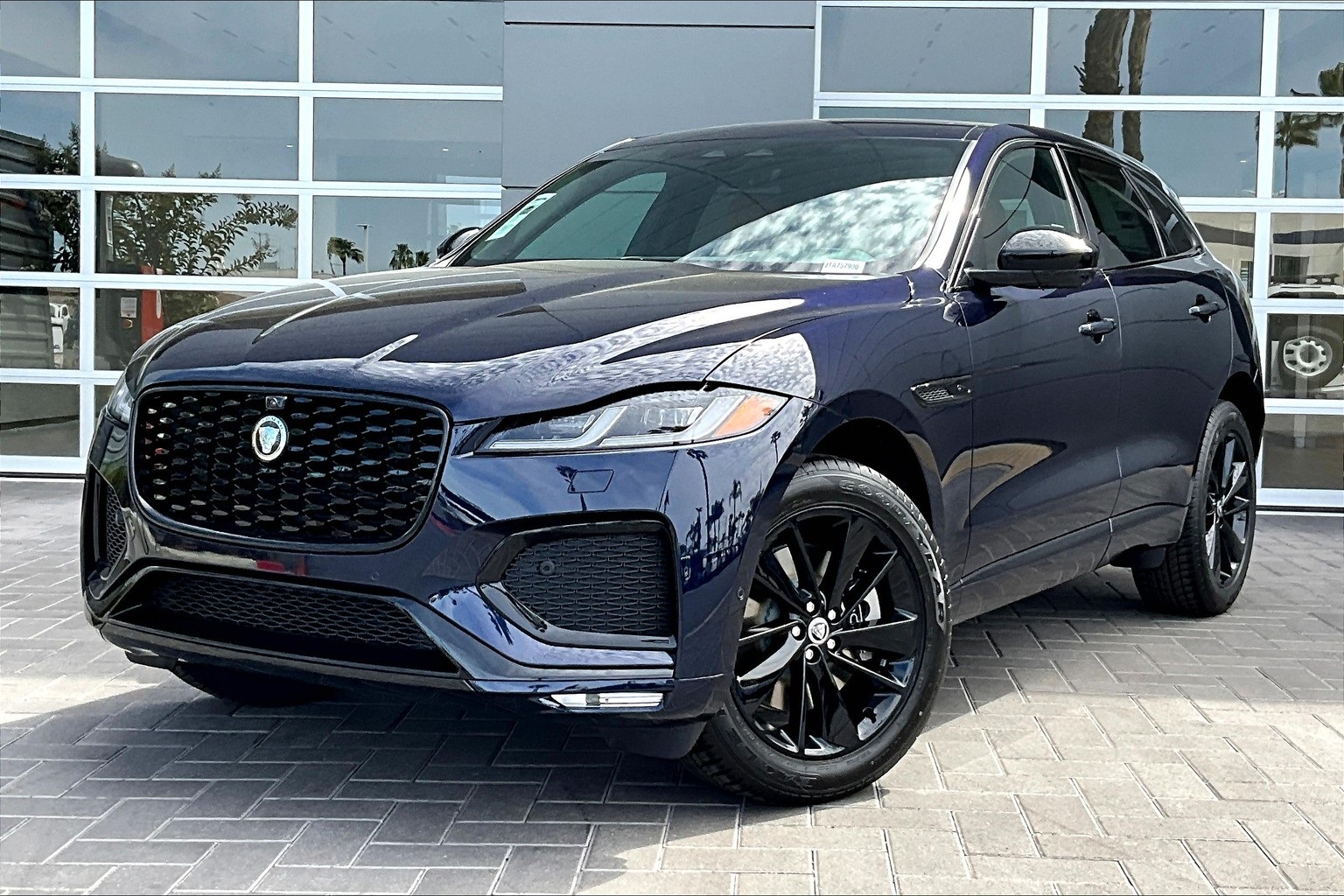 2026 Jaguar F-Pace R-Dynamic S's photo