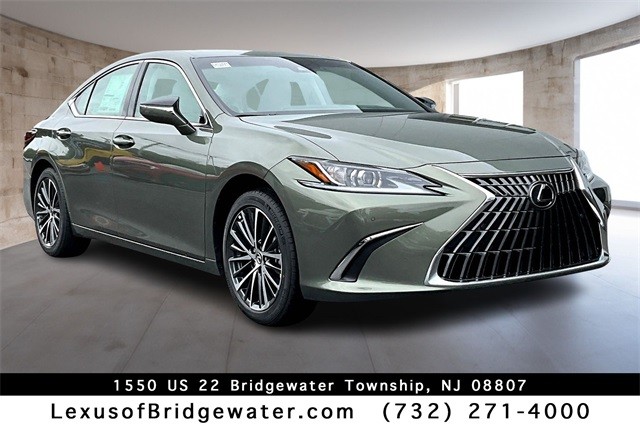 New Lexus Sedans For Sale in Bridgewater Township | Lexus of