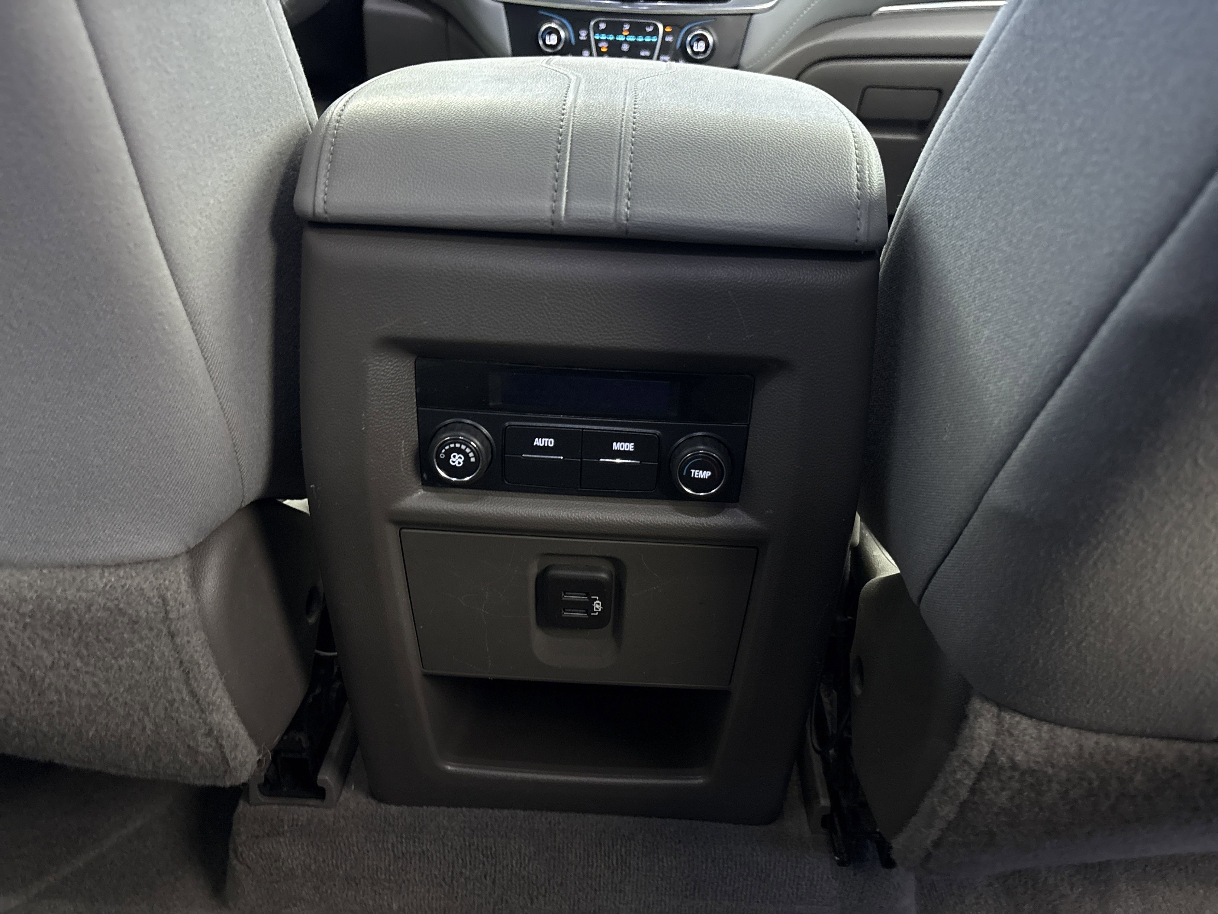 2020 Chevrolet Traverse Cloth photo 24