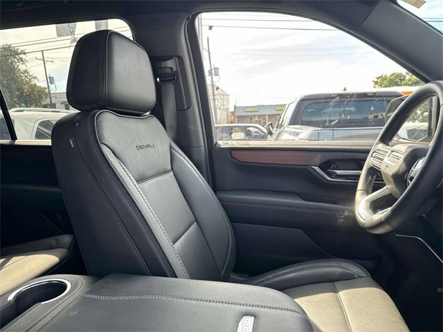 2025 Gmc Yukon XL Denali photo 11