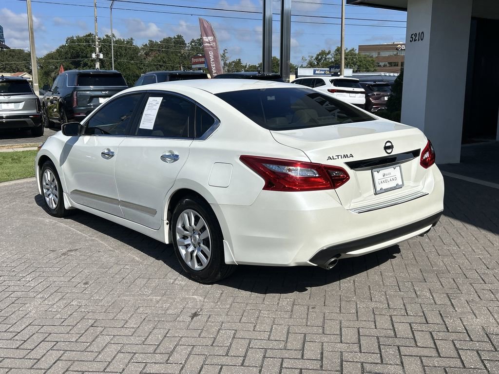2016 Nissan Altima 2.5 S photo 4