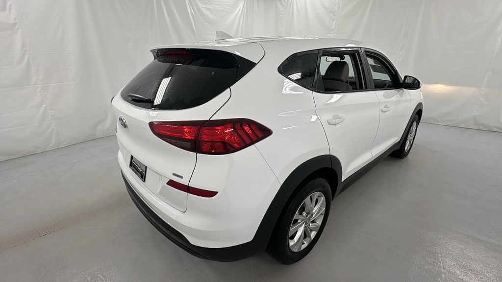 2019 Hyundai Tucson SE photo 3