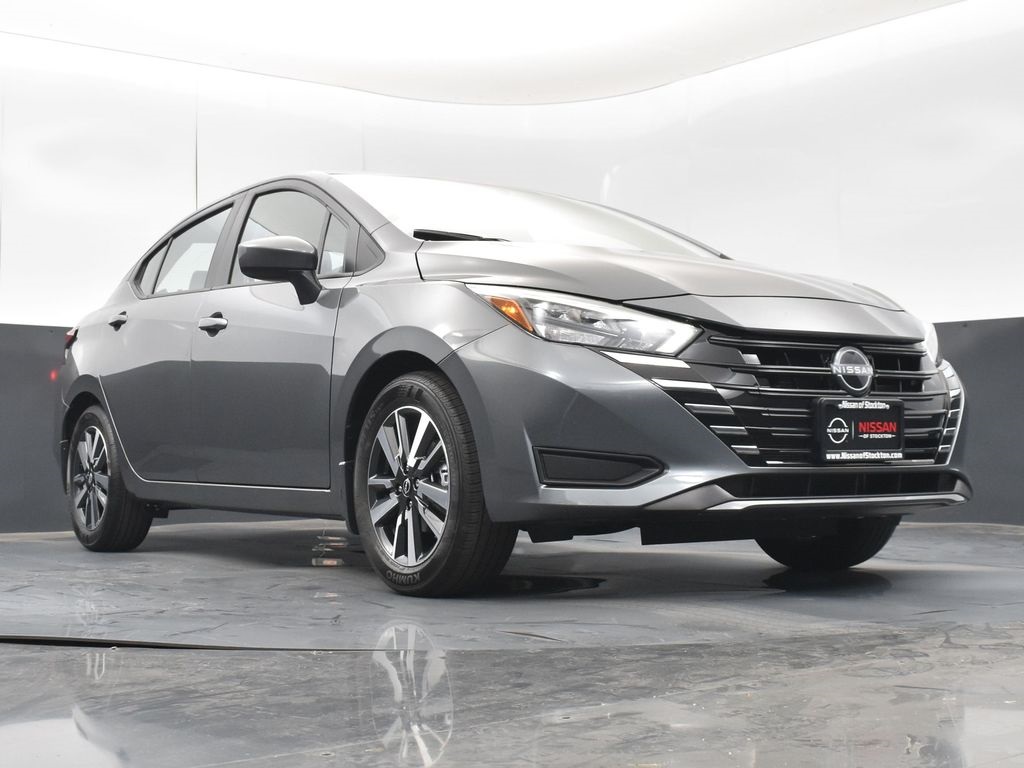 2025 Nissan Versa 1.6 SV photo 34