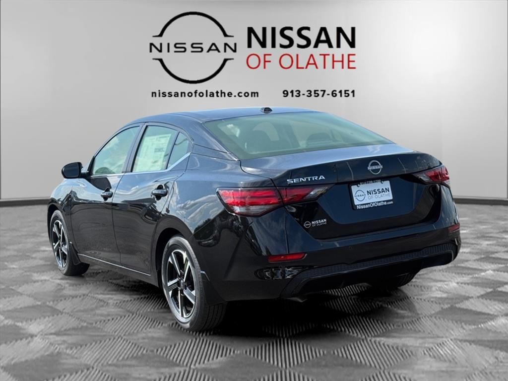 2025 Nissan Sentra SV photo 3